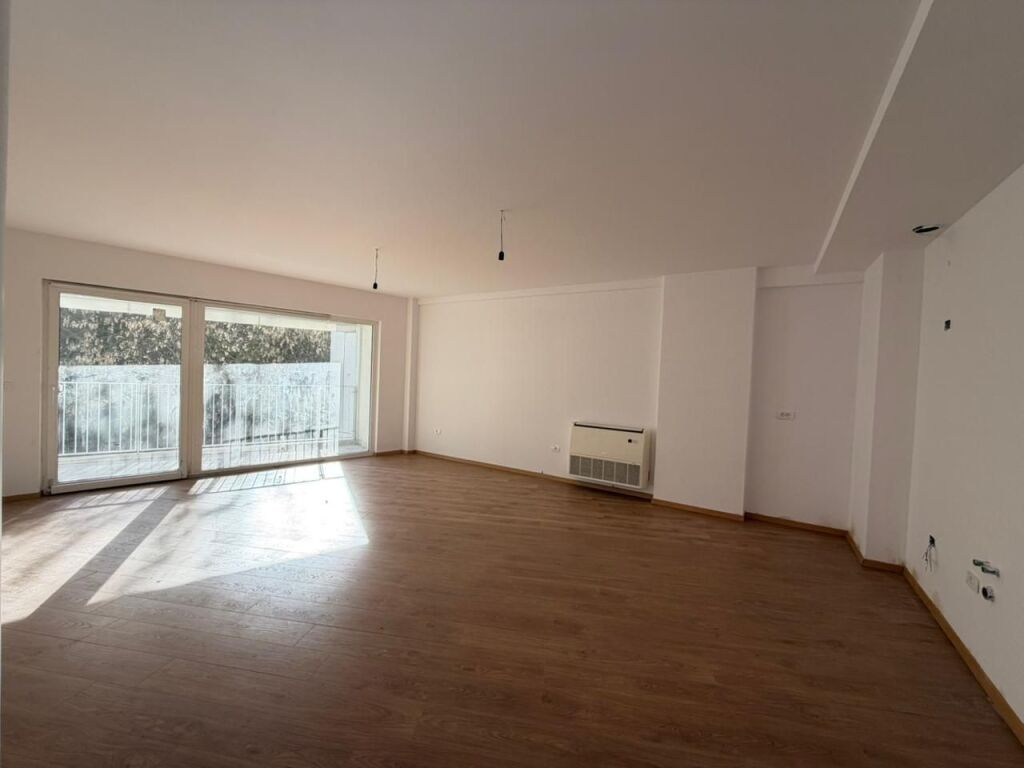 Apartment for office rent near Air Albania stadium