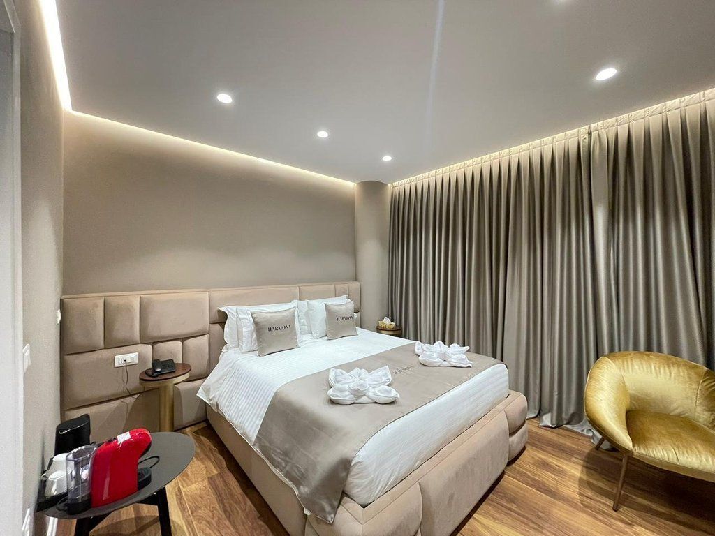 VENDESI HOTEL A VLORE! 1.500.000 €