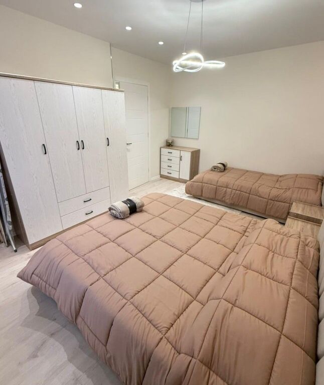 📌 Apartament 1+1 me Qira – Zona e Liceut ,pranë RTSH-së
