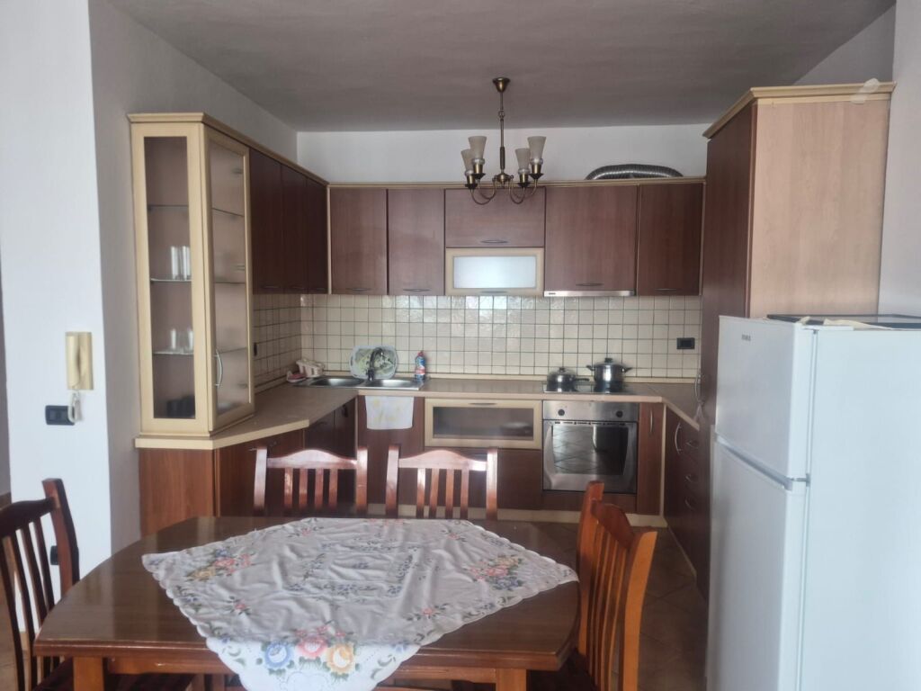 Affittasi appartamento 2+1