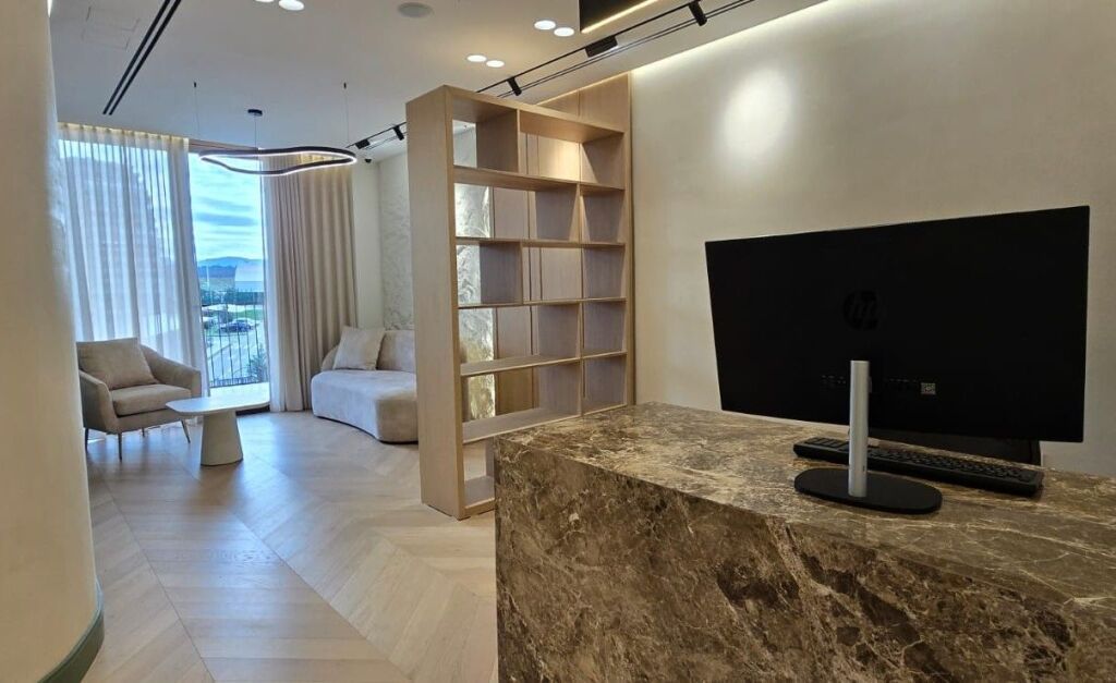 📌 JEPET AMBIENT ME QIRA – tek Residenca Altana | Komuna e Parisit 📍