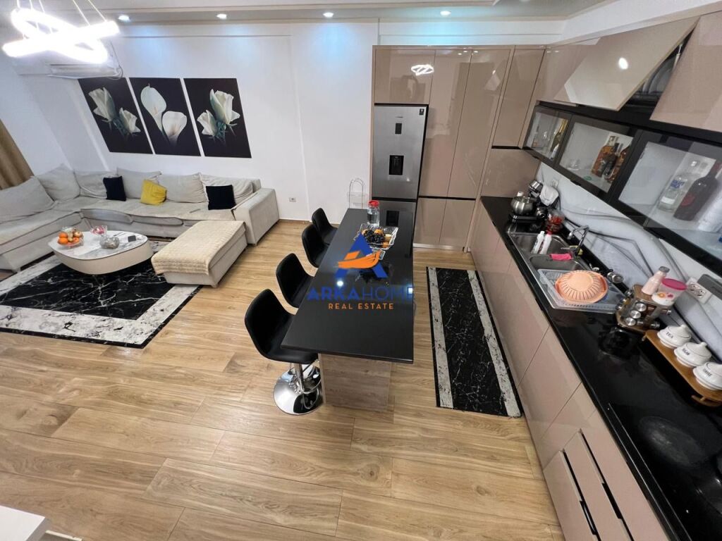 IN VENDITA APPARTAMENTO 2+1+BALCONE "COMPLESSO VIZION PLUS, DON BOSCO" 280.000 EURO
