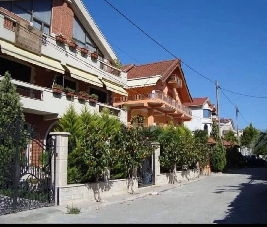 Apartment for sale 1+1 in Tirana e Re