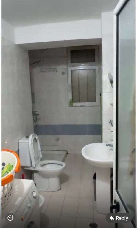 3+1,i mobiluar komune e parisit te primo hotel,600 euro