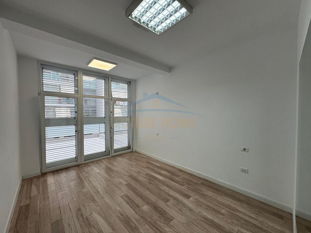 Affitto , Locale Commerciale , Comune di Parigi , Tirana