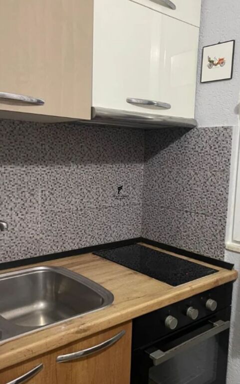 APPARTAMENTO IN AFFITTO 2+1 VIA KOSOVAREVE 65.000 LEKE FH-58214