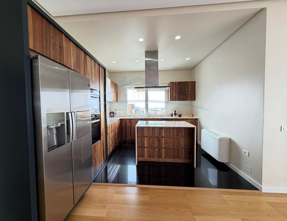 Qera, Apartament 2+1+2+Post Parkimi, Kopshti Botanik
