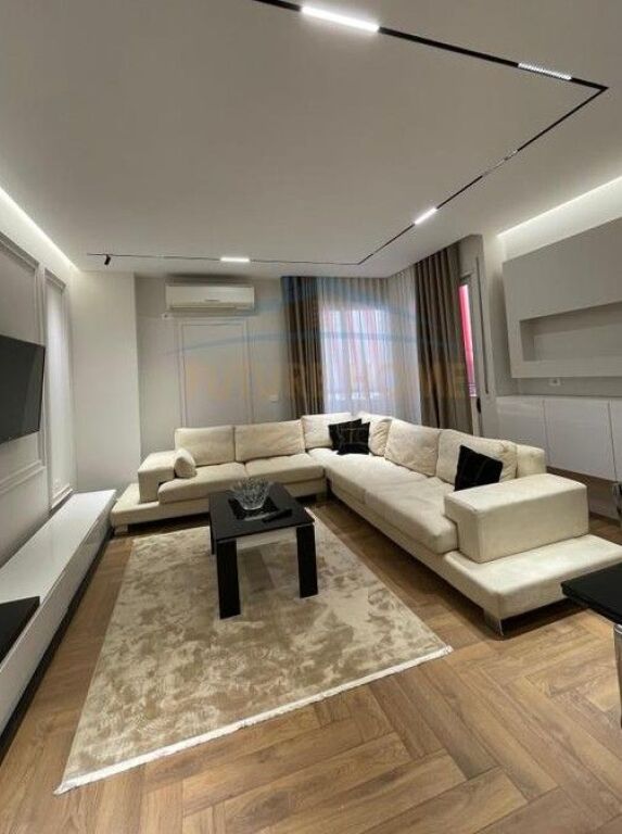 Rent, Apartment 2+1+PARKING SPACE, New Bazaar, Tirana.