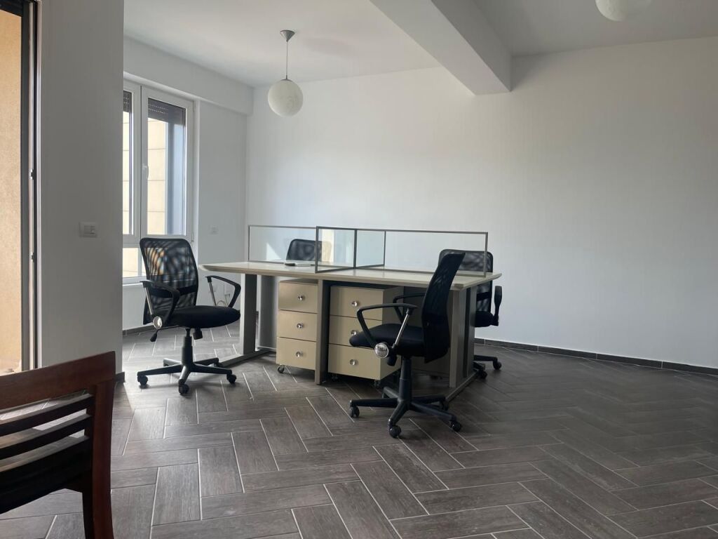 Office space for rent - Myslym Shyri