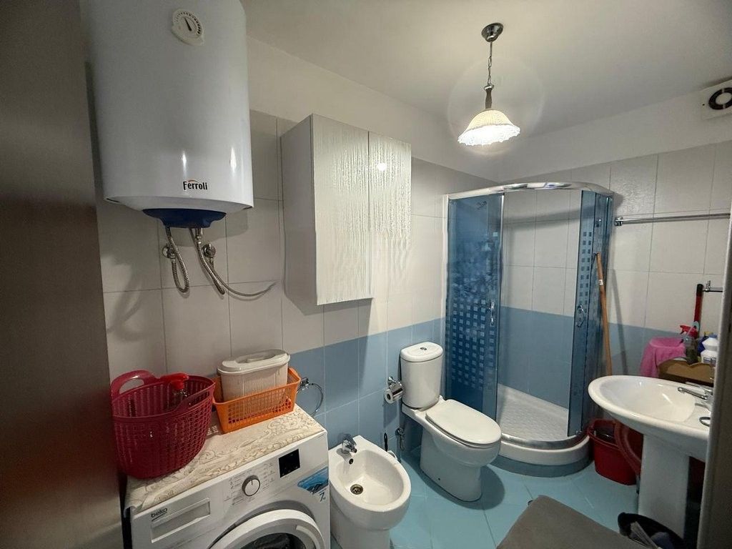 JAPIM ME QIRA APARTAMENT 1+1 NE FRESK ! 400 € /Muaj