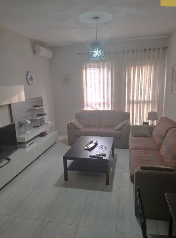 In vendita, Appartamento 1+1, Unaza e Re, Tirana