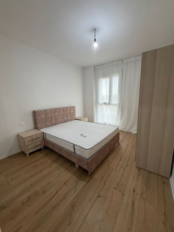 Apartament 2+1 per qera !