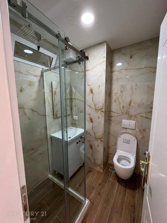 Jepet me qira apartamet 2+1, pranë sheshit Willson.