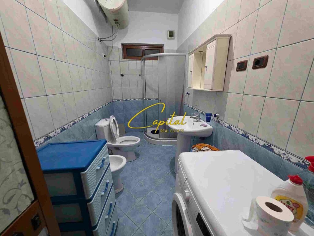 APARTAMENT ME QIRA 2+1 RRUGA E ELBASANIT 45.000 LEKE