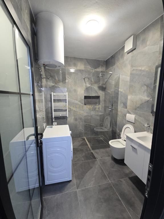 Qira, Apartament 1+1, Bulevardi Zogu i Pare 650 € /Muaj