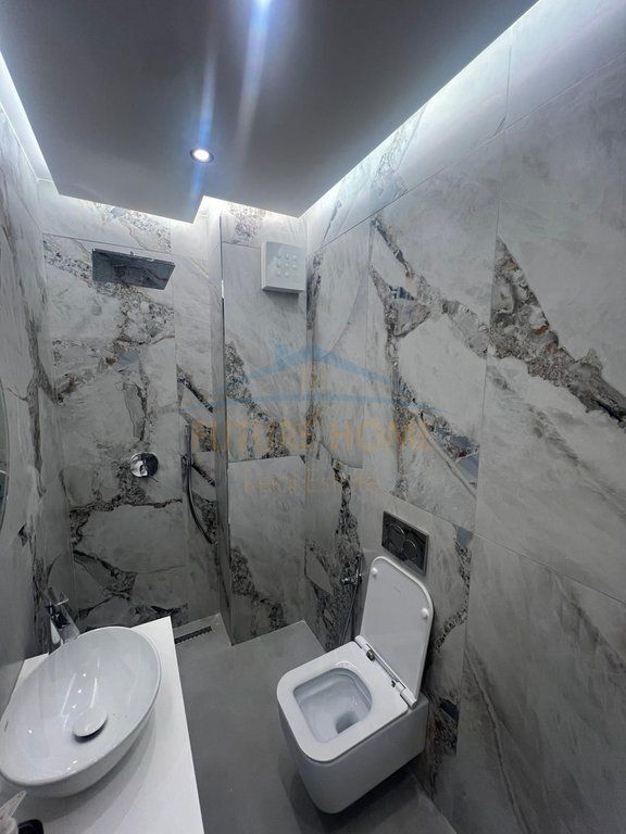 Affitto , Appartamento 2+1+2 , Nuovo Mercato , Tirana