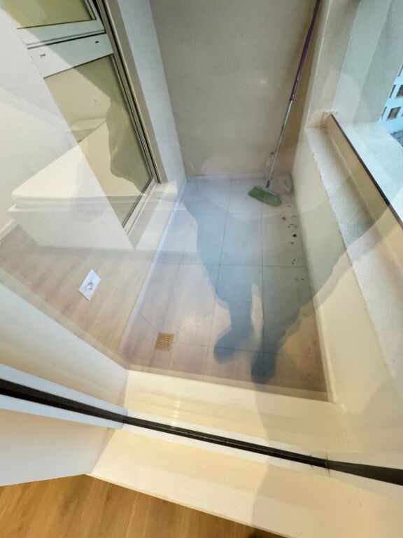 🏢 Jepet me qera Apartament 1+1 📍 Adresa: Ali Demi – Kompleksi Kadiu💰 Çmimi: 40000 Leke - Pamja 6