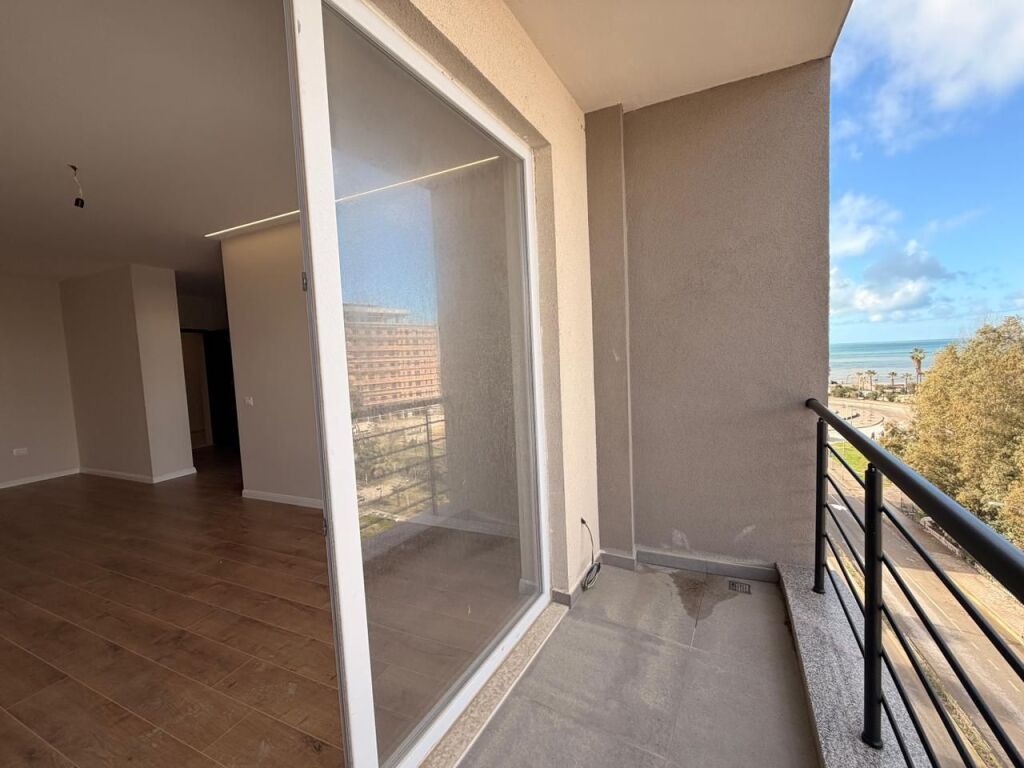 Appartamento 1+1 con Vista Mare – Golem