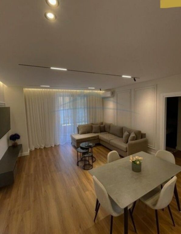 Rent, Apartment 2+1+2, New Bazaar, Tirana
