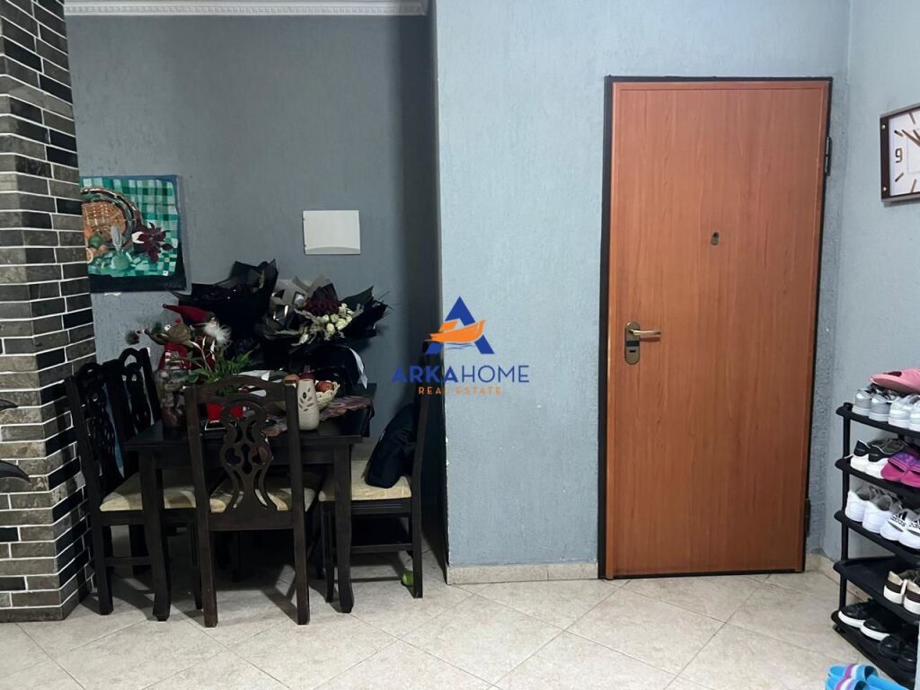 VENDESI APPARTAMENTO 2+1+2BALCONI "ASTIR" 162000 EURO