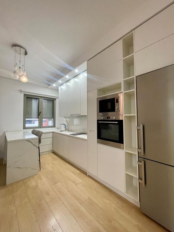 Apartament 2+1 per qira tek Kompleksi Delijorgji!