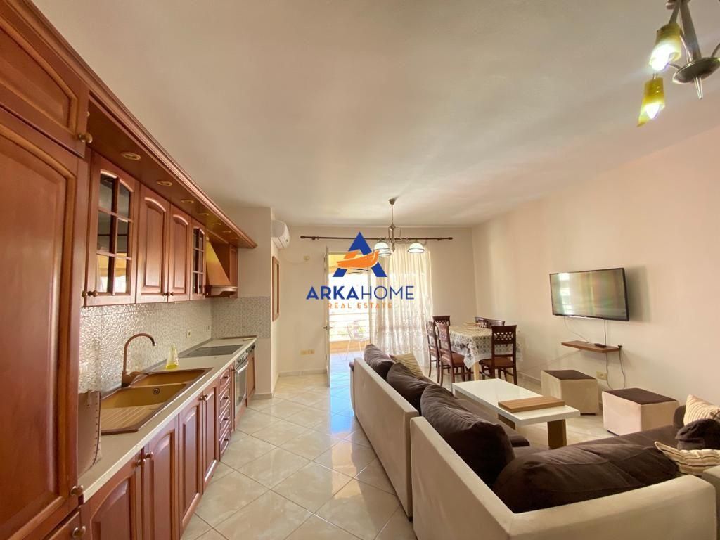 VENDESI APPARTAMENTO 3+1+2BALCONI "A ASTIR, VICINO A DUE PALME" 210.700 EURO