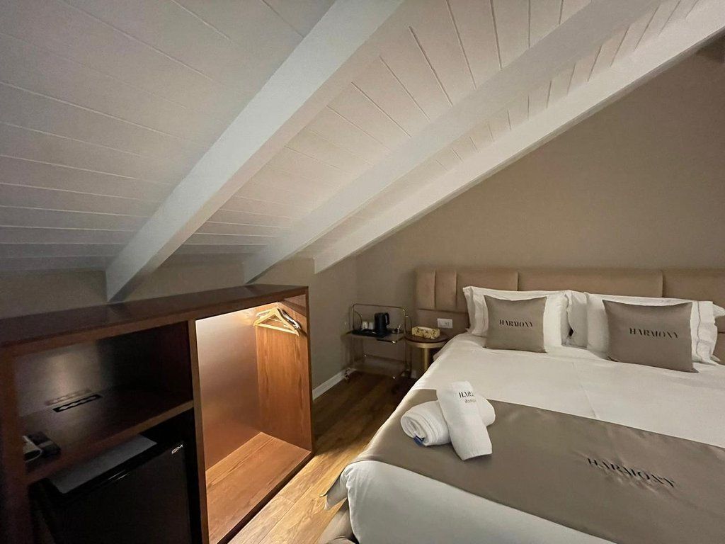 VENDESI HOTEL A VLORE! 1.500.000 €
