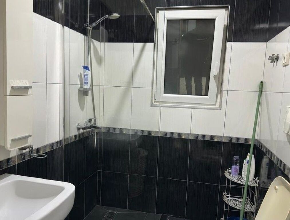 Rent, Apartment 2+1+2 With Parking Space in Astir