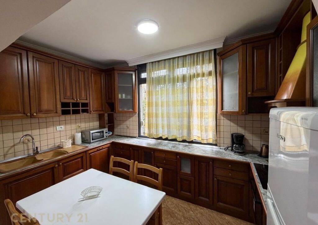Appartamento 2+1 in affitto , Ex Campo di Aviazione
