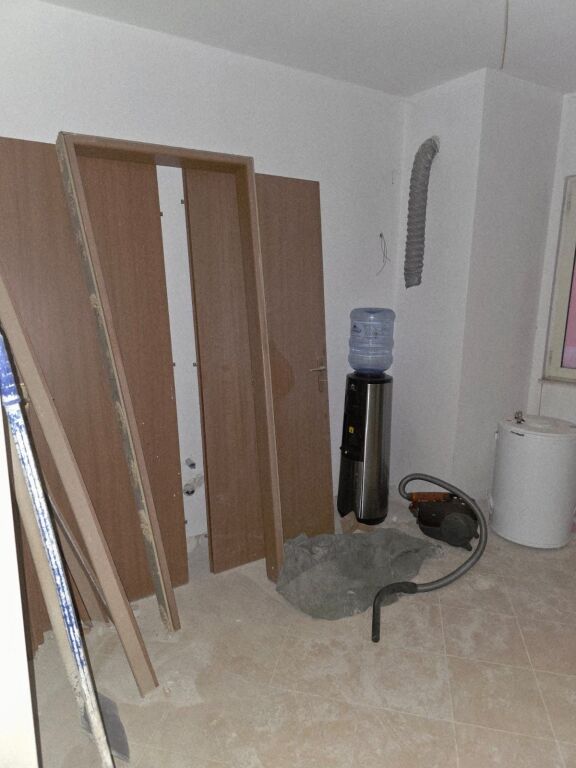 Apartamebt 1+1 per shitje ne Fresk!

