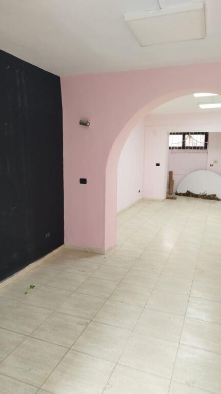 JEPET ME QERA AMBIENT BIZNESI PRANE PALLATIT TE SPORTIT, DURRES