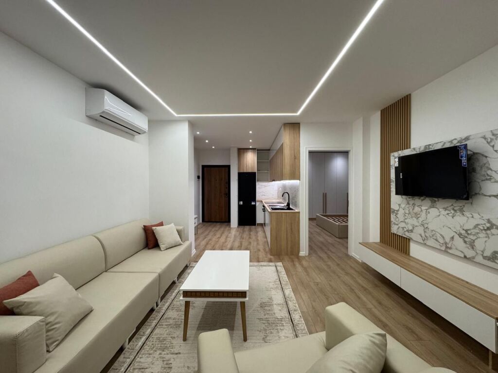 SUPER APARTAMENT 1+1 PER SHITJE TEK RRUGA FORTUZI