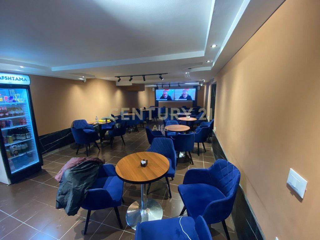 Business for sale Wilson Square . 45,000 €