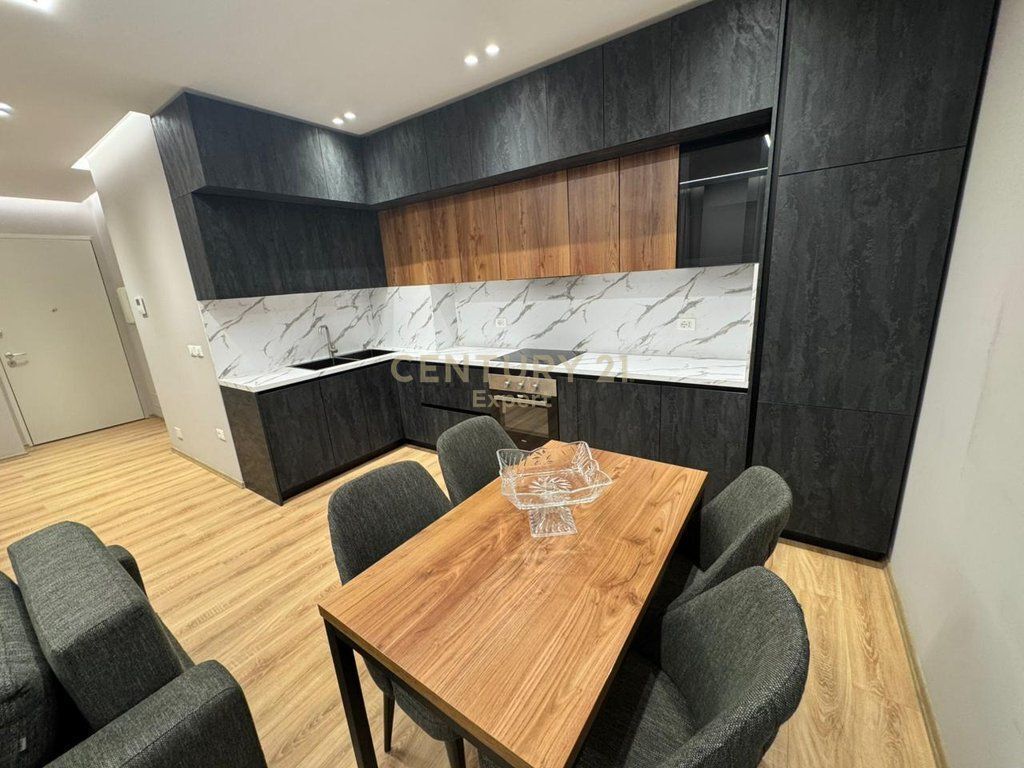 APARTAMENT 1+1 PER QIRA TEK FOLEJA E GJELBER