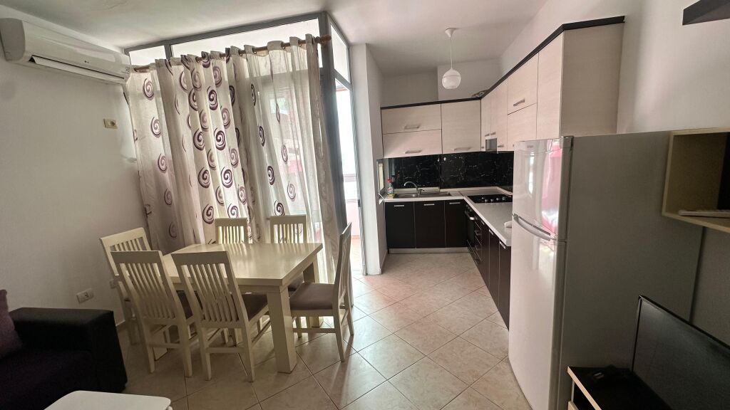 Qera, apartament 2+1, Kompleksi Fratari, Astir