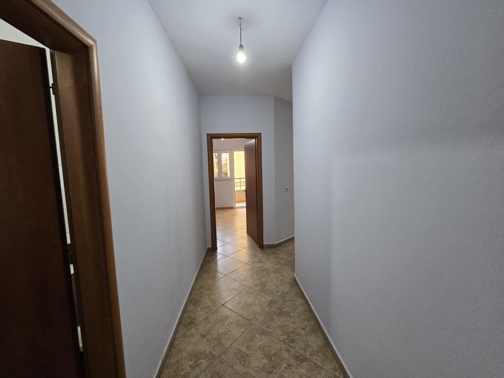 Apartament 2+1+2 per shitje Eleonora (Komuna Parisit)