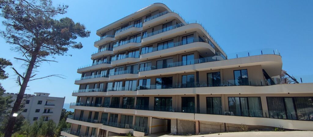 🏖️ Shitet Apartament 1+1 te Rana e Hedhun, Shëngjin