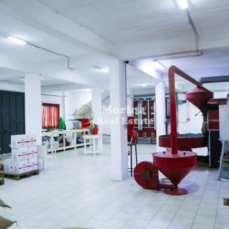 Vendita | Locale Commerciale | Ponte di Dajlan | 590000 €