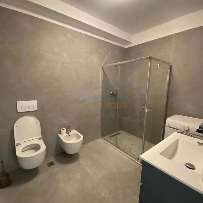 Shitet,Apartament 3+1+2, Ish Fusha e Aviacionit