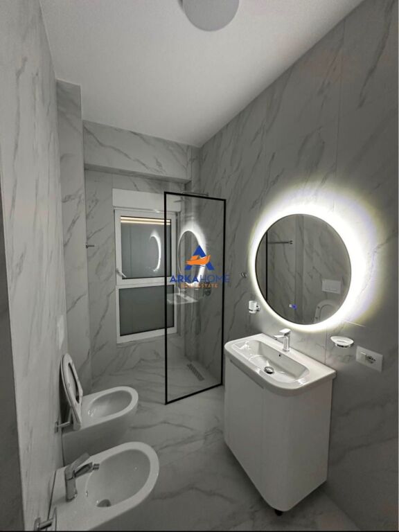 JEPET APARTAMENT ME QERA 1+1+BALLKONE "PRANE REZIDENCES KAIMI NE ALI DEM" 53000 LEKE