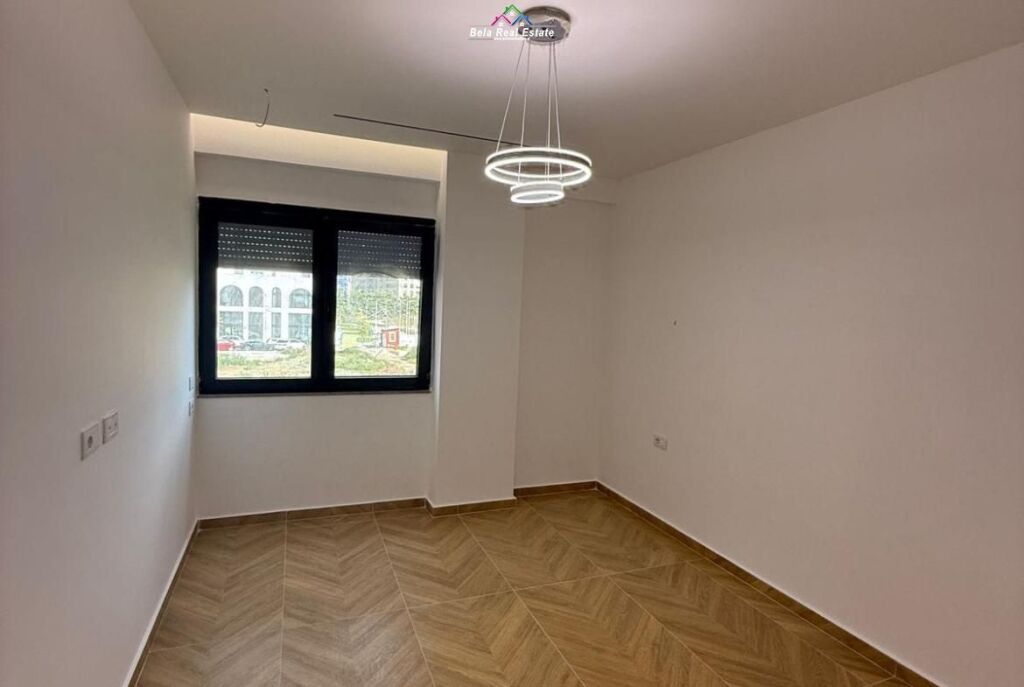 Zyre Me Qera 3+1 ne Astir (ID BZ2721) Tirane