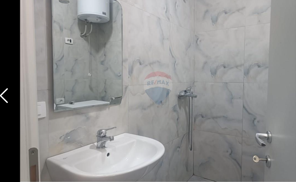 Apartament per qera 1+1 tek Rruga 5 Maji