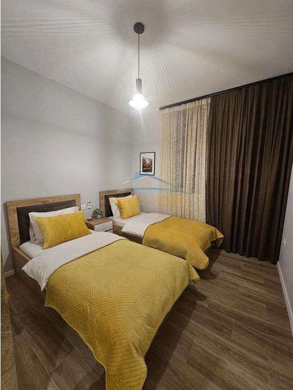 📍 Ali Demi – Vita Familiare in Via "Petro Nini"! 🏠