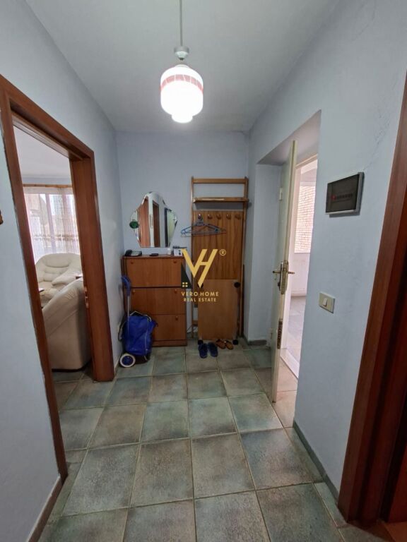 JEPET APARTAMENT 2+1+BLK ME QERA TE BRRYLI 55.000 LEKE