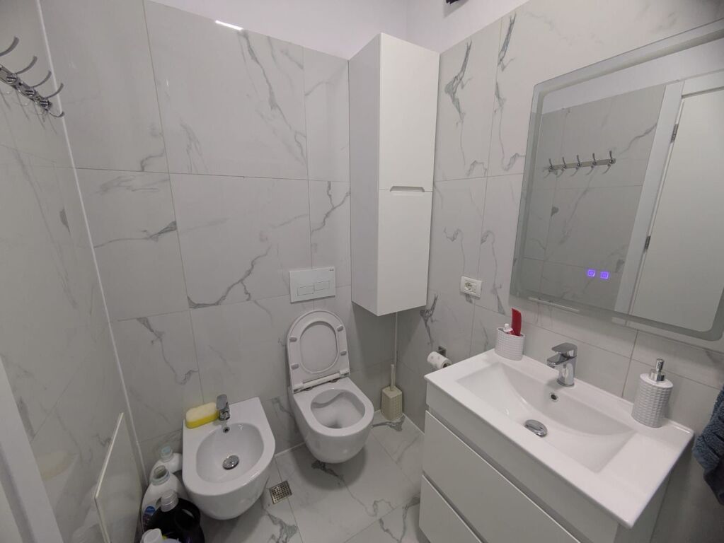 VENDESI Appartamento 1+1 presso Porcelani | Vicino a Klan TV