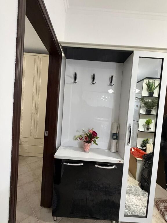 Apartament 1+1 me qira ne Yzberisht!