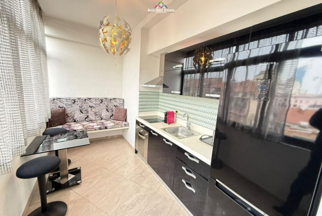 Appartamento In Affitto 2+1 A Bllok (ID B2201684) Tirana