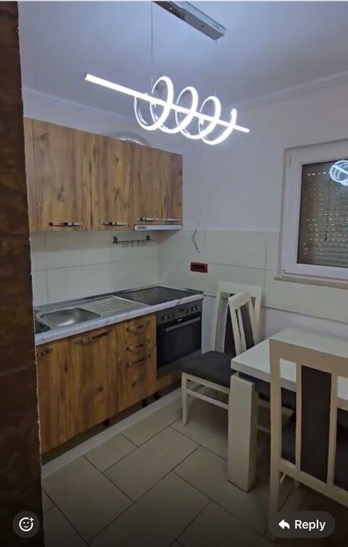2+1, arredato presso la scuola Mihal Grameno, via Elbasan, 550 euro