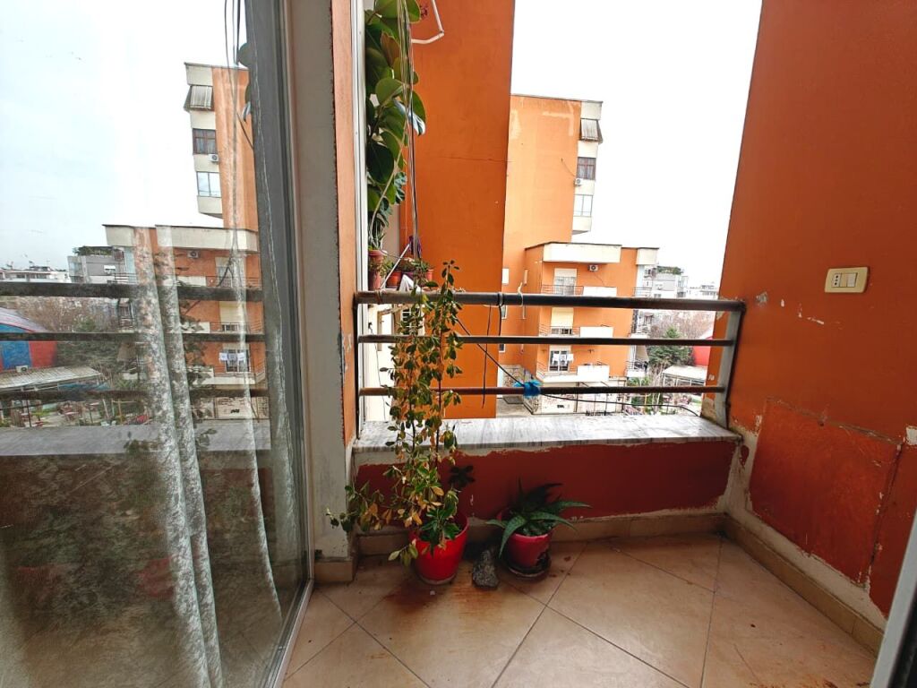Jepet me Qera apartament 1+1 ne Fresk