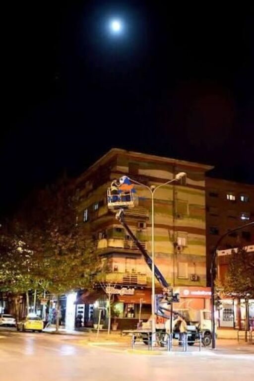 LOCALE COMMERCIALE IN AFFITTO "ALL'INCROCIO VASIL SHANTO" 3210 EURO